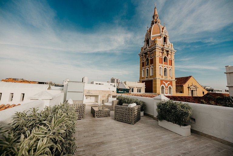 Car110 - Precioso penthouse en el Centro Histórico