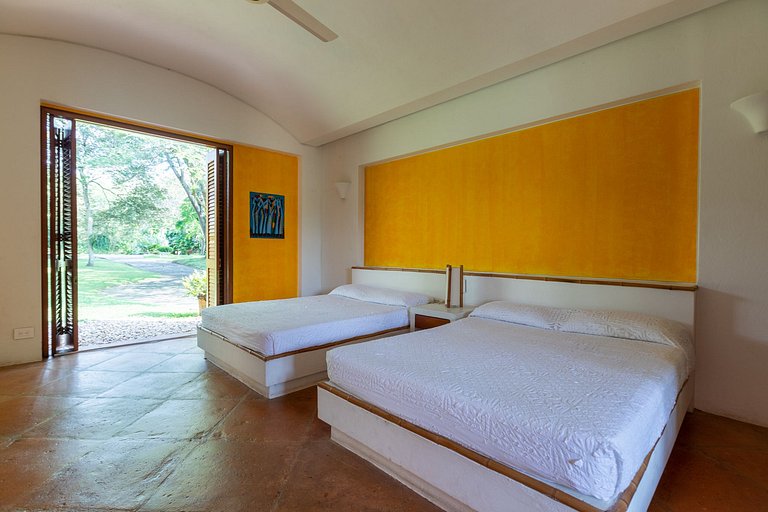 Anp050 - Hermosa casa de lujo en Mesa de yeguas