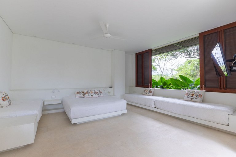 Anp045 - Luxuosa villa com piscina em Anapoíma