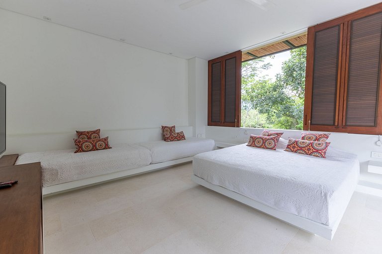 Anp045 - Luxuosa villa com piscina em Anapoíma