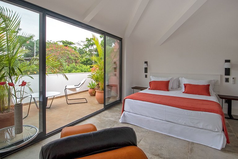 Rio085 - Beautiful and idyllic 20th century villa in Santa T