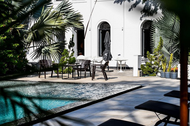 Rio085 - Linda e idílica villa do século XX em Santa Teresa