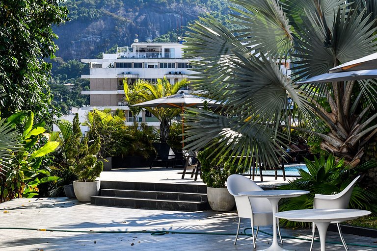 Rio085 - Beautiful and idyllic 20th century villa in Santa T