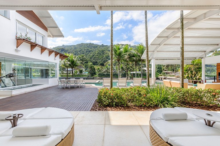 Ang048 - Villa no Portobello