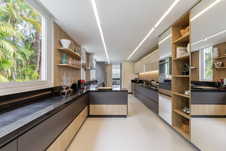 Ang048 - Villa no Portobello