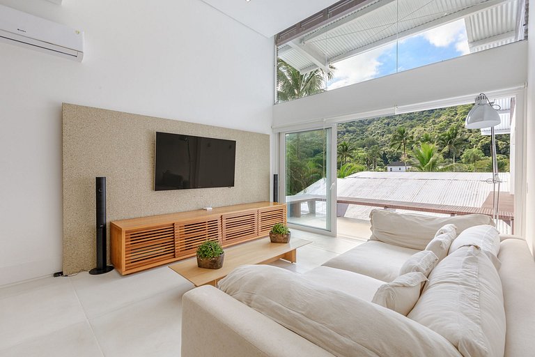 Ang048 - Villa no Portobello