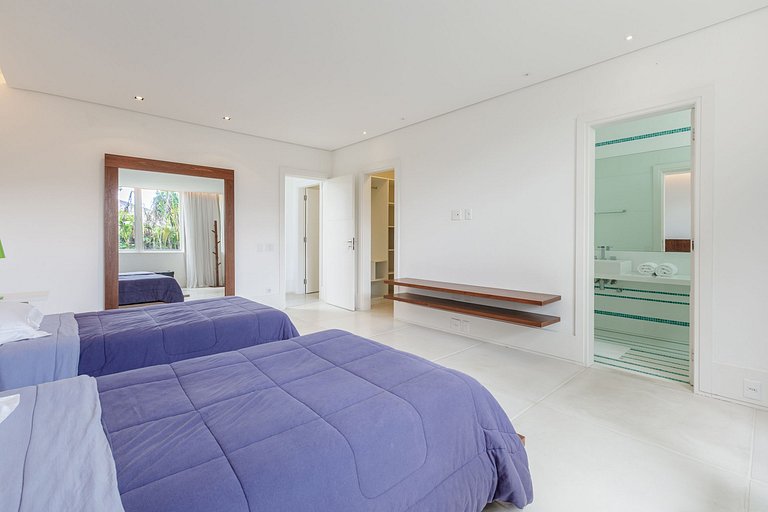 Ang048 - Villa no Portobello