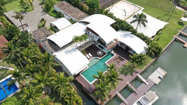 Ang048 - Villa no Portobello