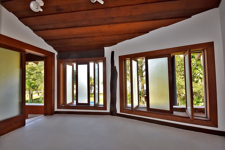 Gua003 - Linda casa pé na areia na Praia do Engenho