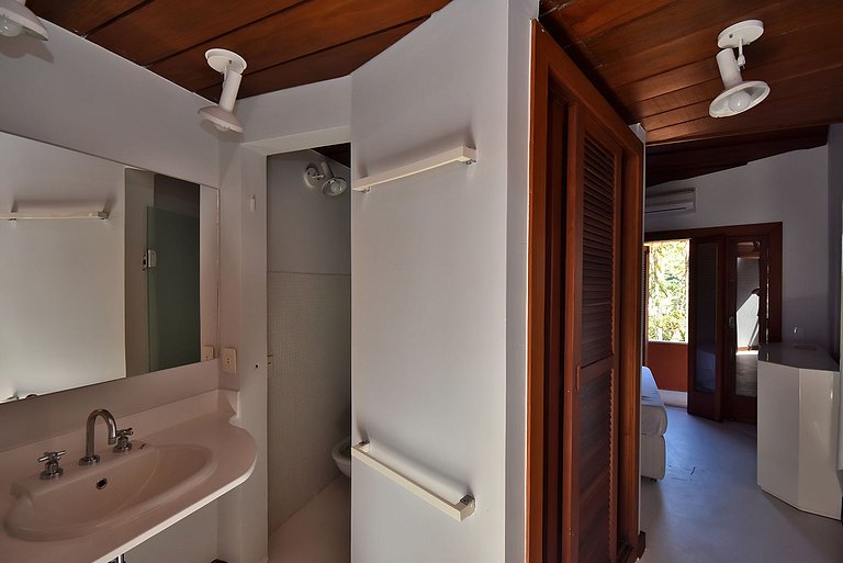 Gua003 - Beautiful house on the sand at Praia do Engenho