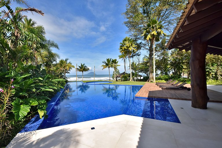 Gua003 - Beautiful house on the sand at Praia do Engenho