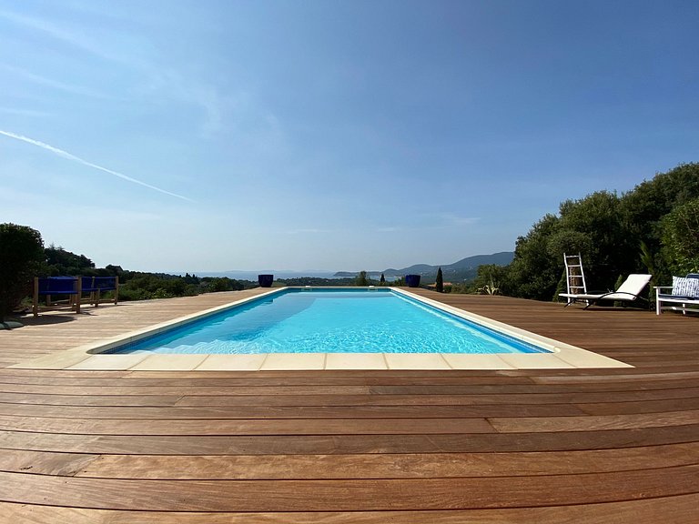 Azu046 - Villa na encosta de La Croix-Valmer