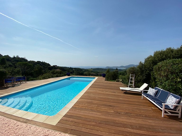 Azu046 - Villa on the hillside in La Croix-Valmer