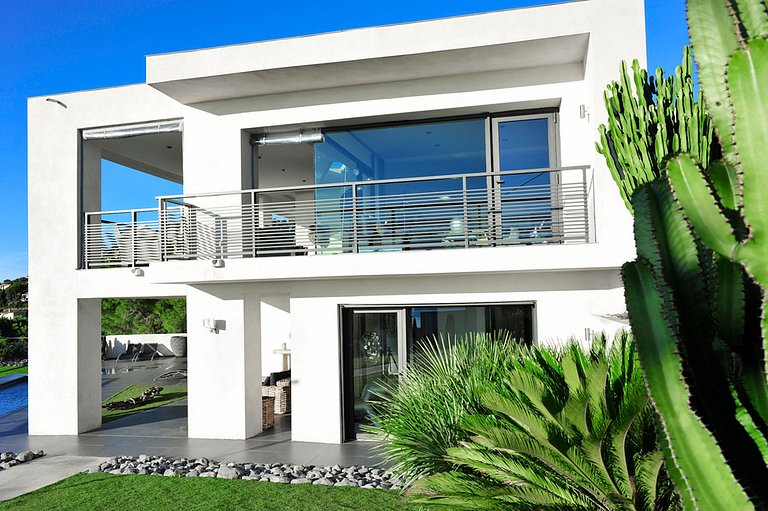 Azu044 - Villa com vista para o mar em Cavalaire