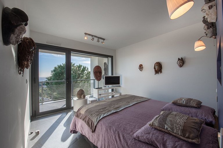 Azu044 - Villa avec vue mer à Cavalaire