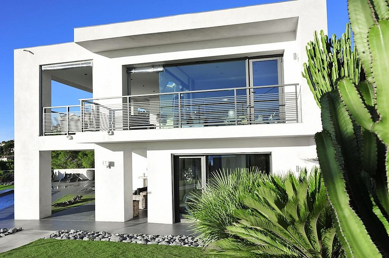 Azu044 - Villa com vista para o mar em Cavalaire