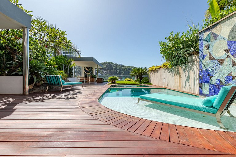 Rio006 - Mansão com vista pro mar do Leblon