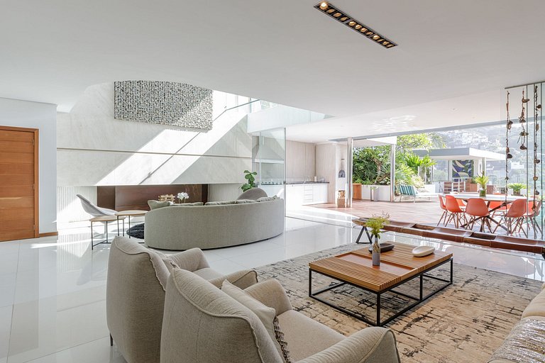 Rio006 - Mansão com vista pro mar do Leblon