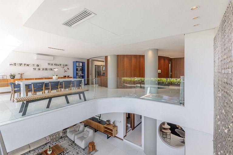 Rio006 - Villa overlooking the ocean of Leblon