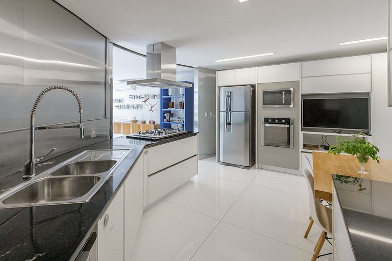 Rio006 - Villa con vistas al mar de Leblon