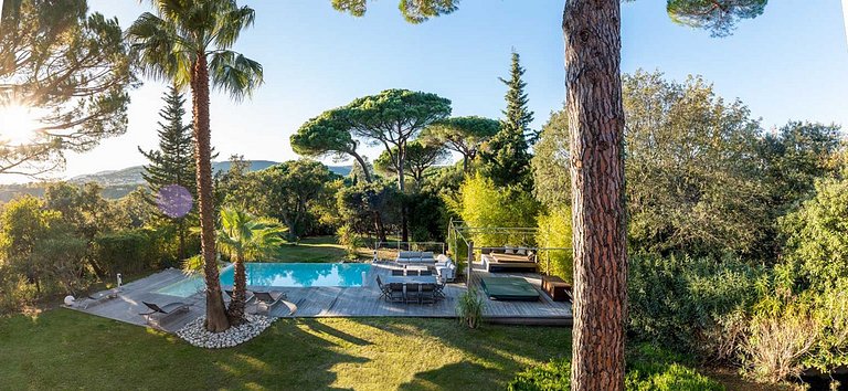 Azu043 - Villa de style minimaliste à Gassin