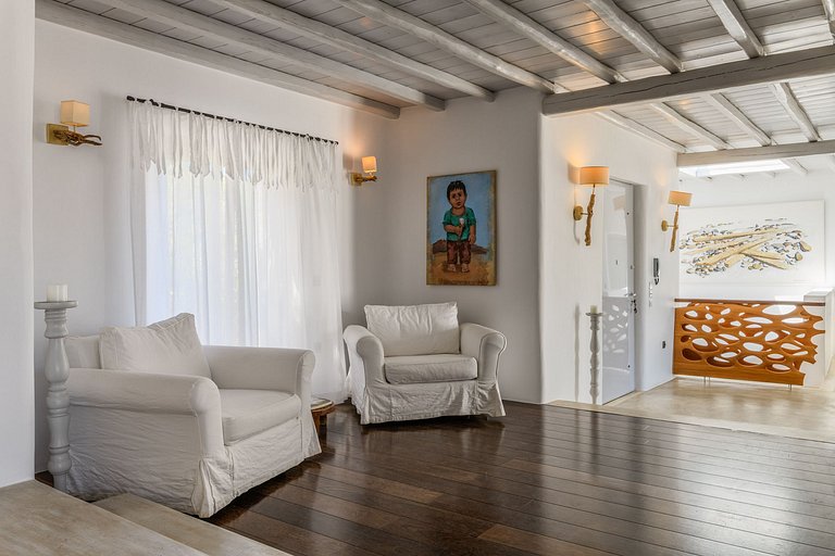 Cyc108 - Villa overlooking beach in Mykonos