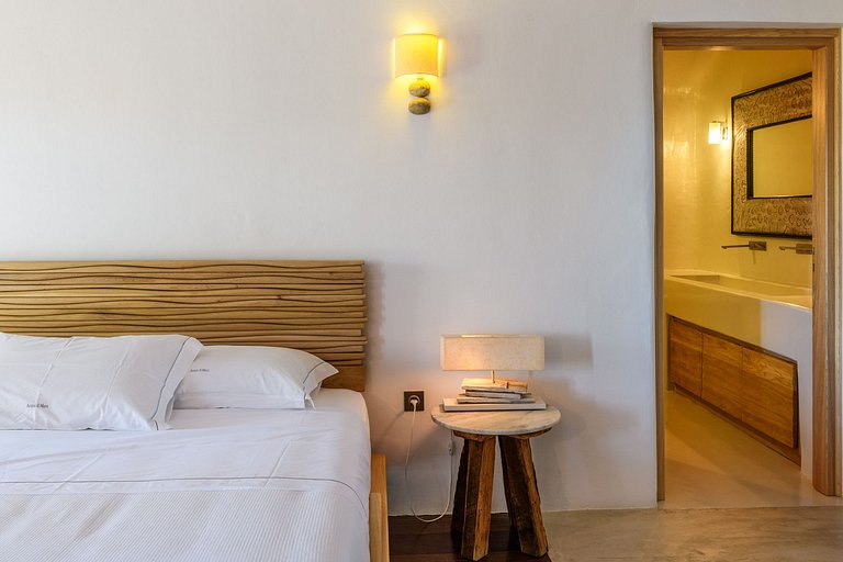 Cyc108 - Villa overlooking beach in Mykonos