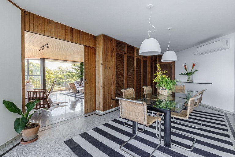 Rio005 - Luxury mansion with ocean view in Joá