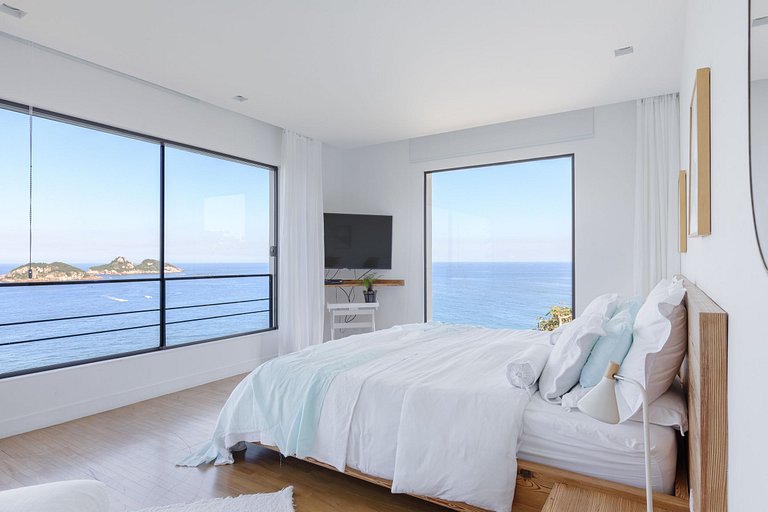 Rio005 - Luxury mansion with ocean view in Joá