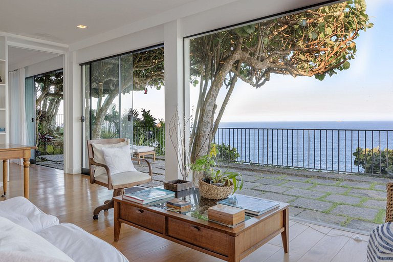 Rio005 - Luxury mansion with ocean view in Joá