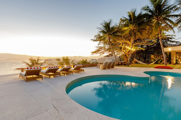 Rio005 - Luxury mansion with ocean view in Joá