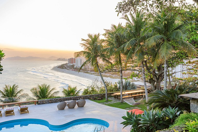 Rio005 - Luxury mansion with ocean view in Joá