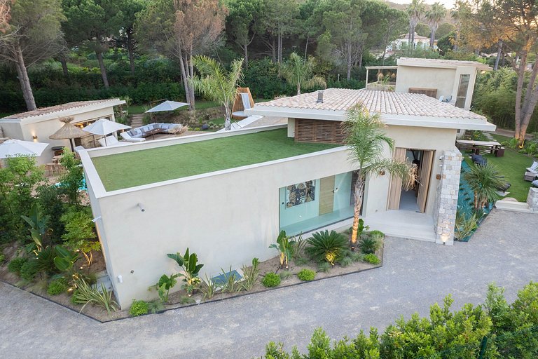 Azu048 - Villa moderne à Ramatuelle près de Saint Tropez