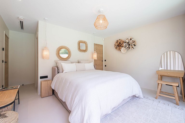 Azu048 - Villa moderna em Ramatuelle perto de Saint Tropez