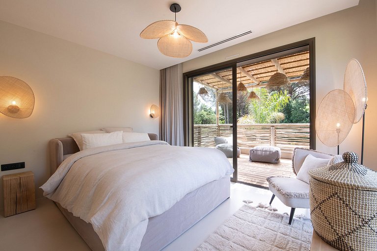 Azu048 - Villa moderne à Ramatuelle près de Saint Tropez