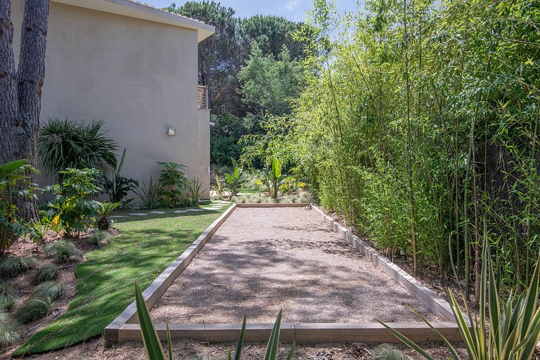 Azu048 - Villa moderne à Ramatuelle près de Saint Tropez