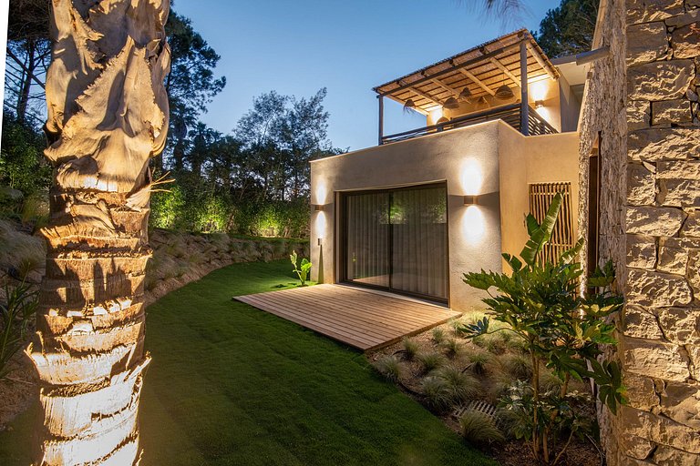 Azu048 - Villa moderna em Ramatuelle perto de Saint Tropez