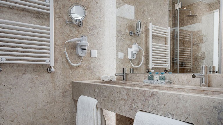 Lis004 - Loft com piscina perto de Lisboa