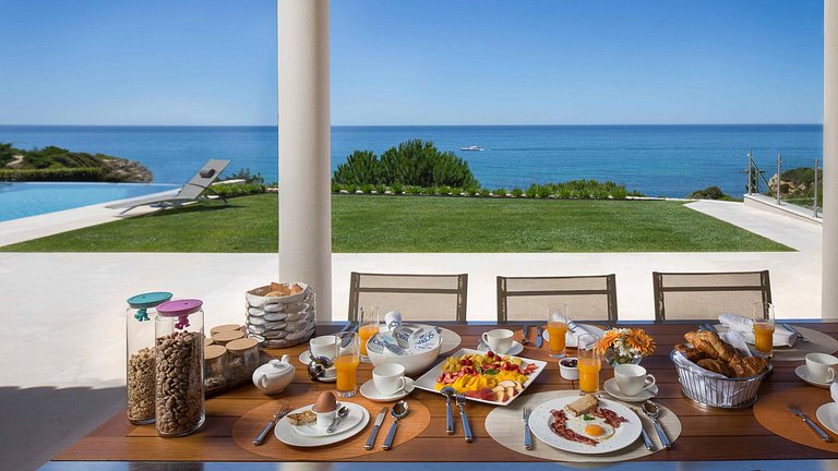 Alg019 - Villa en bord de mer en Algarve