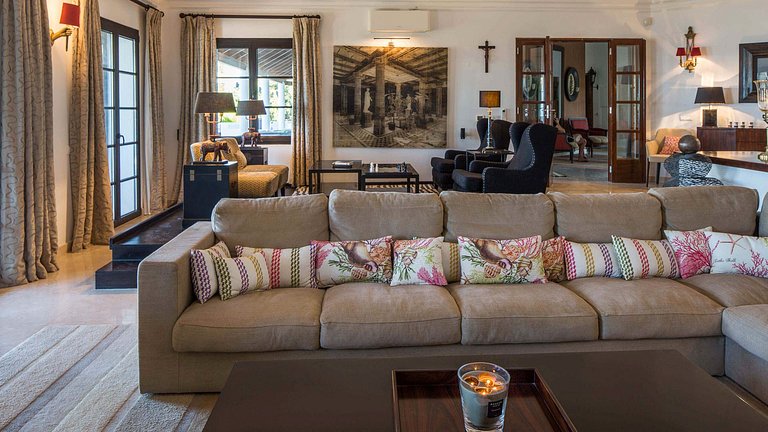 Alg019 - Oceanfront Villa in the Algarve