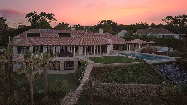 Alg019 - Villa en bord de mer en Algarve