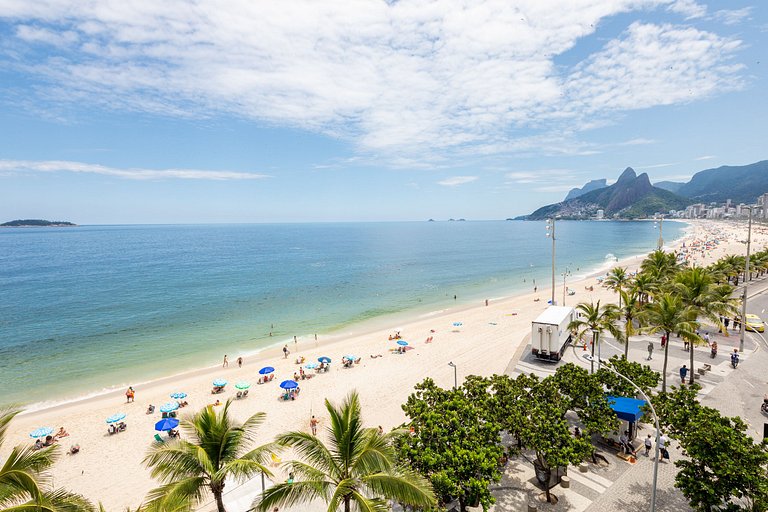 Rio082 - Charmoso apartamento frente mar em Ipanema