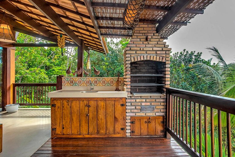 Bah168 - Casa con vista al bosque y mar.