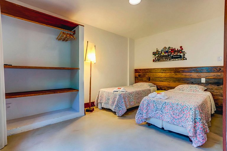 Bah168 - Casa com vista para floresta e mar