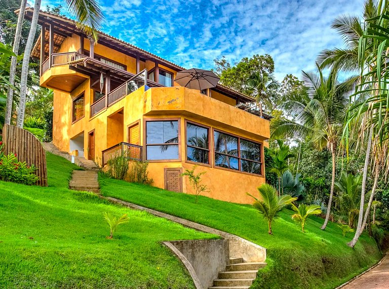 Bah168 - Casa com vista para floresta e mar