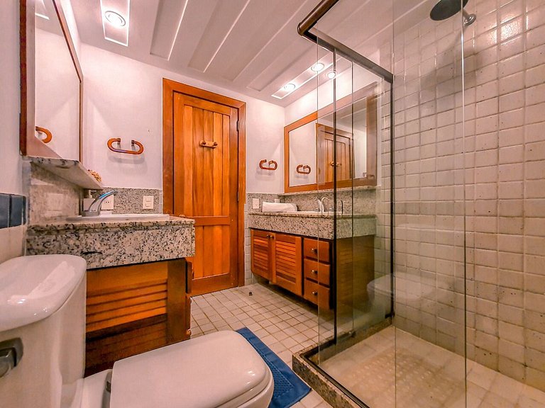 Buz057 - Exuberante casa frente al mar en Búzios