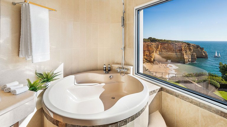 Alg024 - Luxuosa villa com vista famosa de Benagil