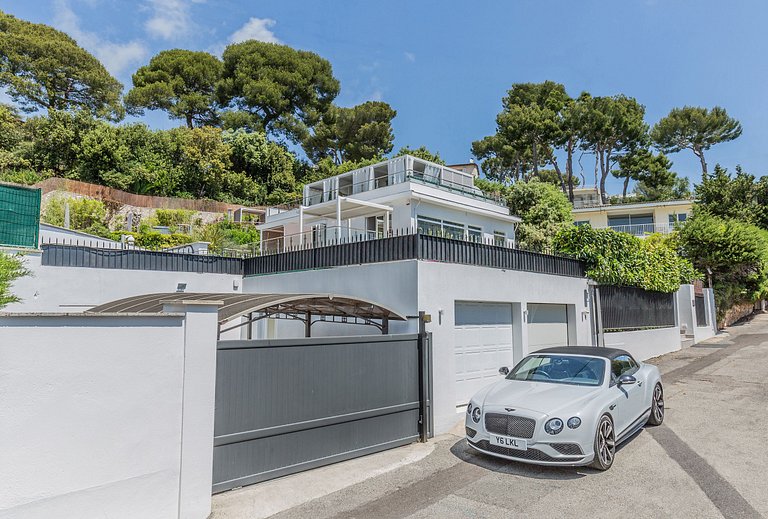 Azu050 - Hermosa villa con vista costera en Cap d'Antibes