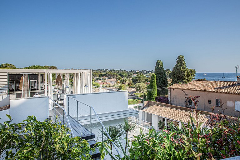 Azu050 - Hermosa villa con vista costera en Cap d'Antibes