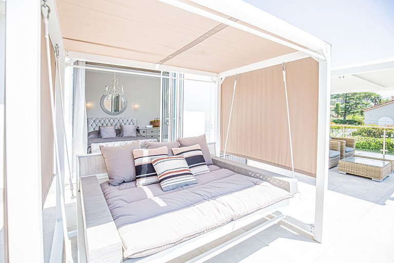 Azu050 - Belle villa avec vue mer au Cap d'Antibes